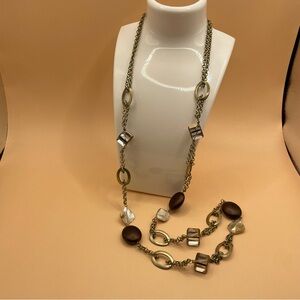 #641 Lia Sophia Looking Glass Necklace Earthtone Goldtone Chain Unique Pretty